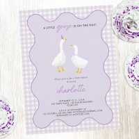 Little Goose Gingham Lilac Baby Shower-inbjudan