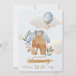 Little hands, little feet, and a big place in our  inbjudningar