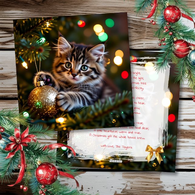 Little Kitten on Christmas Tree Personalized Julkort (Skapare uppladdad)