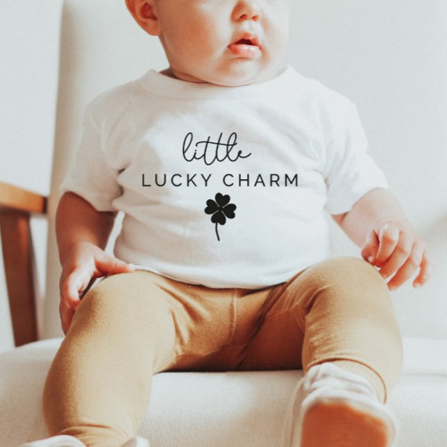 Little Lucky Charm Klöver T Shirt (Skapare uppladdad)