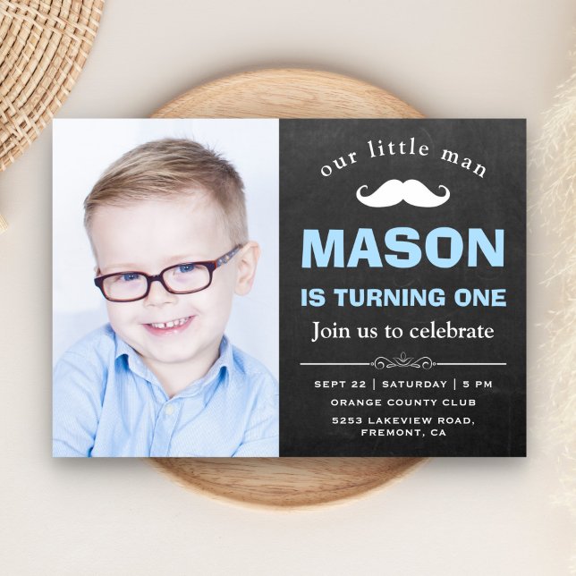 Little Man Chalkboard Mustache 1st Birthday Party Inbjudningar (Skapare uppladdad)