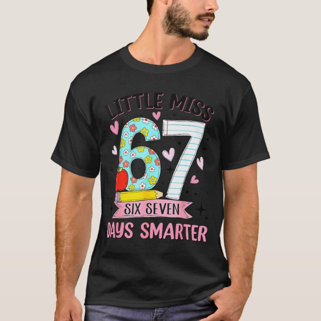Little Miss 67 Days Smarter Coquette Bow 67th Day  T Shirt (Framsida)
