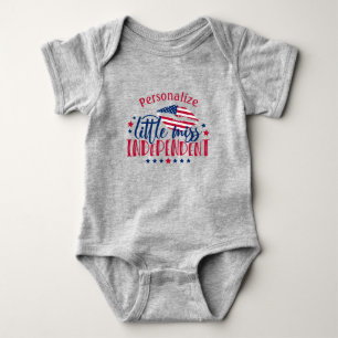 Little Miss Inberoende American Flagga Personalize T Shirt