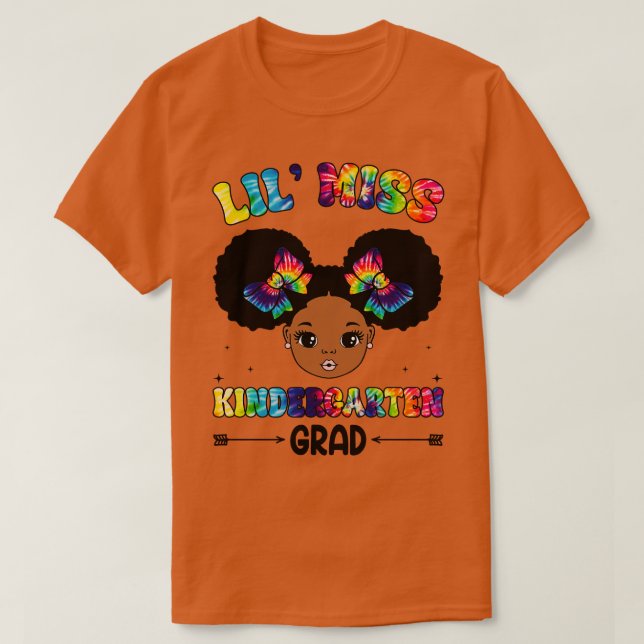 Little Miss Kindergarten Grad 2024 Studenten Gift T Shirt (Design framsida)