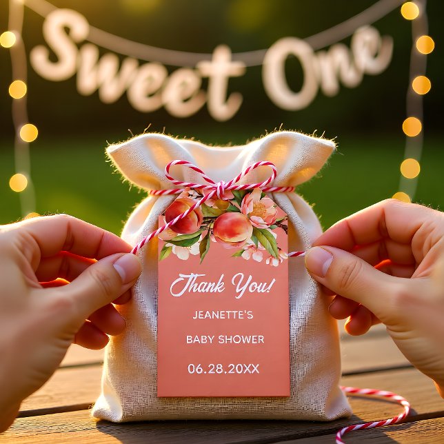 Little Peach Floral Baby Shower Presentetikett (Skapare uppladdad)
