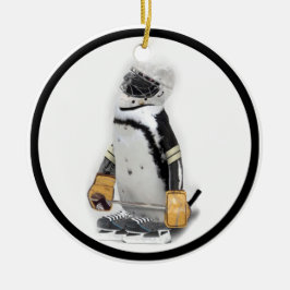 Little Penguin Wearing Hockey Gear Julgransprydnad Keramik