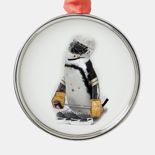 Little Penguin Wearing Hockey Gear Julgransprydnad Metall (Framsidan)