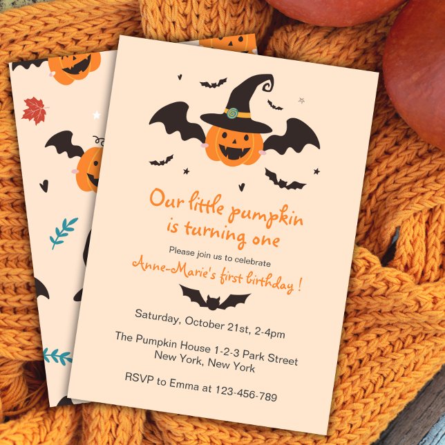 Little Pumpkin Halloween Birthday Inbjudningar (little pumpkin is turning one. Halloween Birthday Party Invitation for Autumn Fall Birthday kids.)