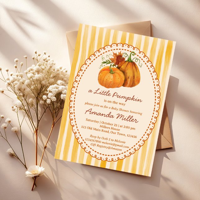 Little pumpkin retro stripes baby shower inbjudningar (Little pumpkin hand drawn retro yellow stripes cute fall baby shower invitation cards template)