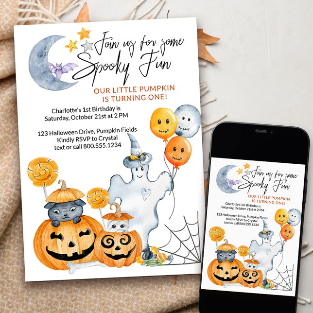 Little Pumpkin Turning One Spooky Roligt 1:a födel Inbjudningar (Cute spooky fun 1st birthday invitation for little pumpkin turning one!)