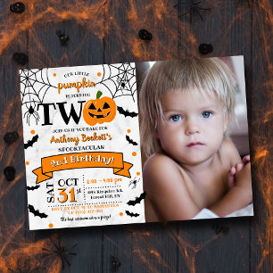 Little Pumpkin Turning Two Halloween 2nd Birthday Inbjudningar