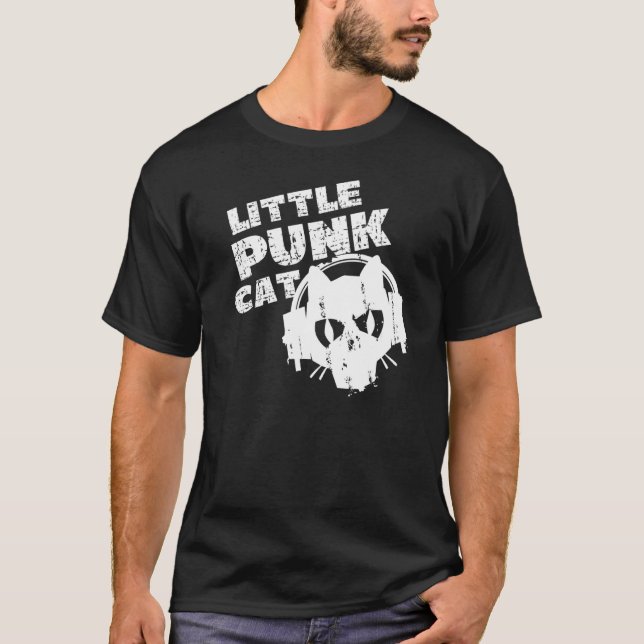 Little Punk Cat Punk Rocker Mohawk Punker T Shirt (Framsida)