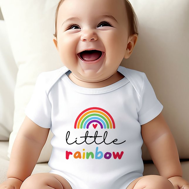 Little Rainbow Pride Cute Baby Bodykostym T Shirt (Celebrate Pride Day with our adorable "Little Rainbow" baby bodysuit!)