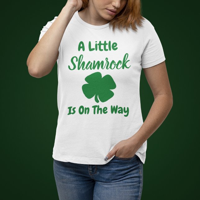 Little Shamrock St patrick's day Gravid T Shirt (Skapare uppladdad)