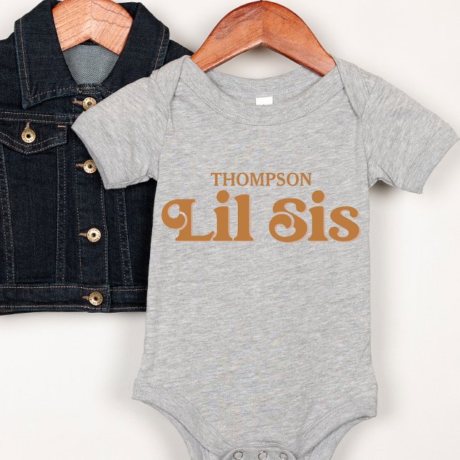 Little Sister Anpassningsbar Boho Rainbow Gravid R T Shirt (Skapare uppladdad)