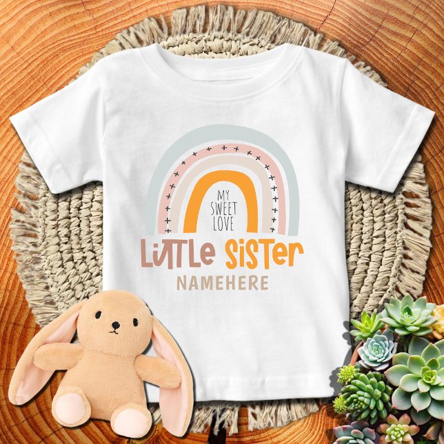 Little Sister Boho Rainbow T Shirt (Skapare uppladdad)