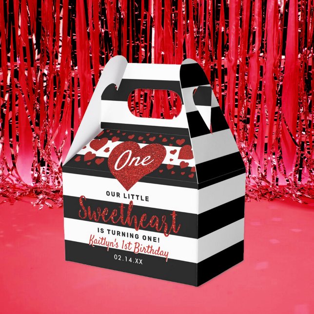 Little Sweetheart Valentine's Day Any Age Birthday Presentaskar (Skapare uppladdad)