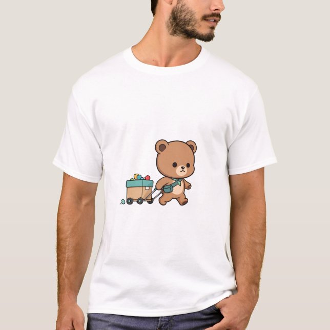 Little Traveler Bear Illustration T Shirt (Framsida)