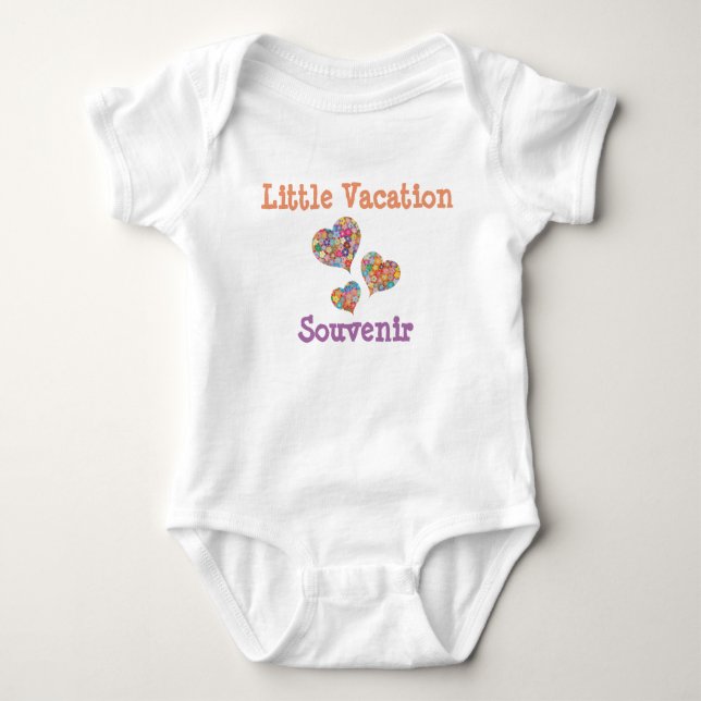 Little Vacation Souvenir T Shirt (Framsida)