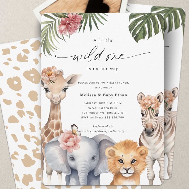 Little Vild One Safari Baby djur Flicka Show Inbjudningar (Wild One Safari Baby Animals, Baby Girl Shower. A wild One is on Her way, A Cute Baby Shower invite.)