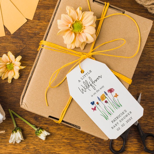 Little Wildblomme Söt Flicka Baby Shower Presentetikett (Little Wildflower Pretty Baby Girl Baby Shower Gift Tags)