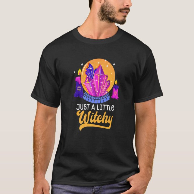 Little Witchy Crystal Divination Ball Tarot Cards  T Shirt (Framsida)