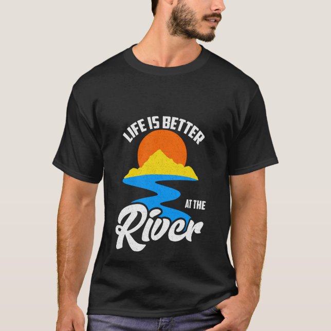 Liv är bättre på floden t shirt (Framsida)