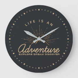 Liv är ett äventyrberg med Sunrays Stor Klocka