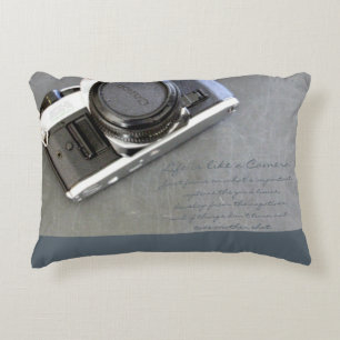 Liv är likt en kamera kudder prydnadskudde