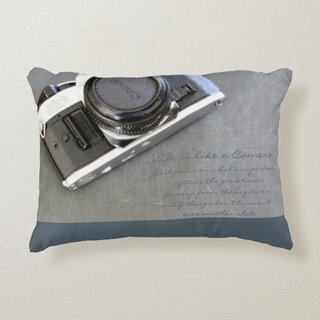 Liv är likt en kamera kudder prydnadskudde (Framsidan)