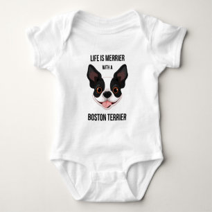 Liv är mer glad med en Boston Terrier Tee Shirt