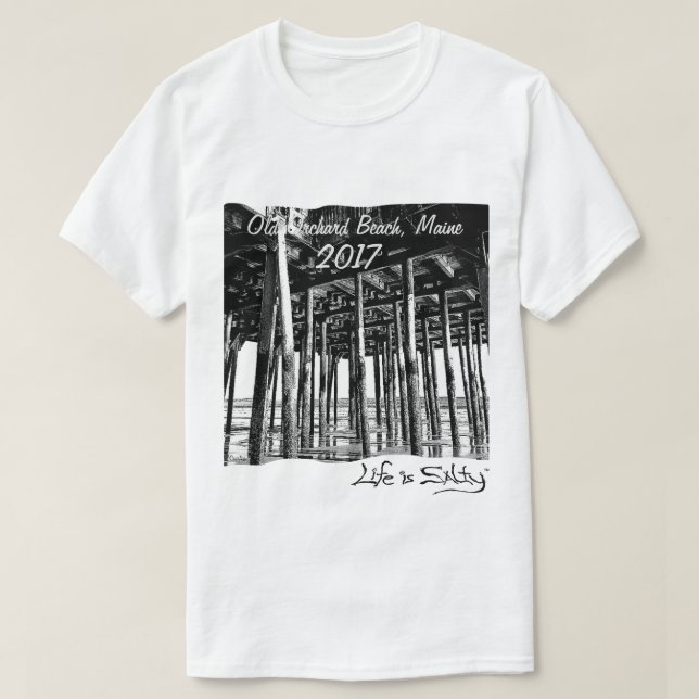 Liv är salt på stranden, och vi älskar den! t-shirt (Design framsida)