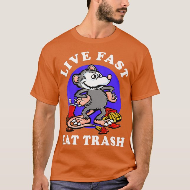Live Fast Eat Sopor Opossum Funny Sopor-segment T Shirt (Framsida)