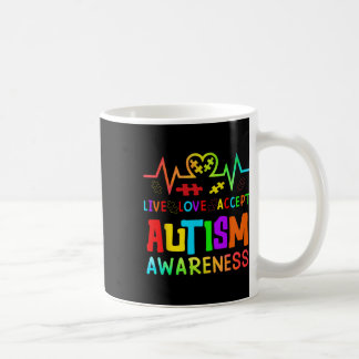 Live Kärlek accepterar autism Awareness Rainbow He Kaffemugg
