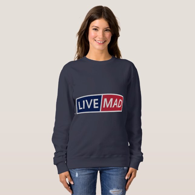 LIVE MAD – Bold Minimal Modern Typography Style B T Shirt (Hel framsida)