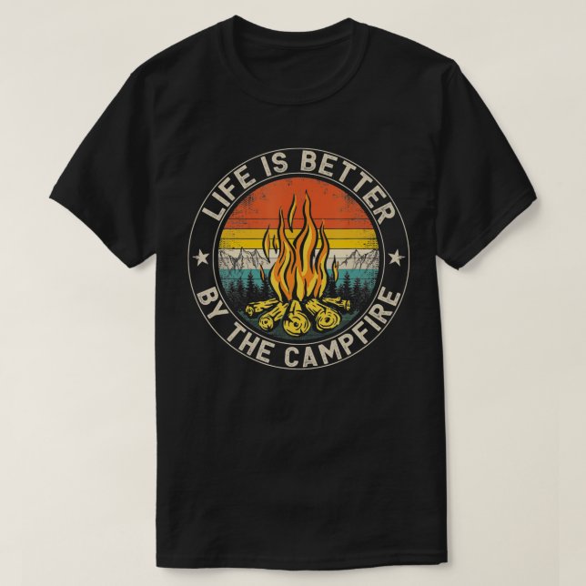 Livet är bättre av Campfire Camping Campfire T Shirt (Design framsida)