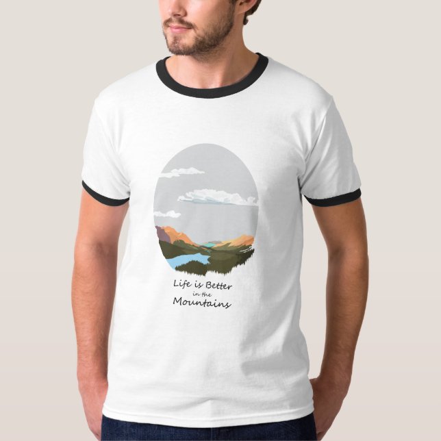 Livet är bättre i berget T-Shirt (Framsida)