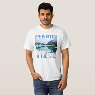 Livet är bättre i Sjö T-Shirt