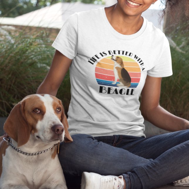 Livet är bättre med en Beagle Retro Sunset Hund T Shirt (Skapare uppladdad)
