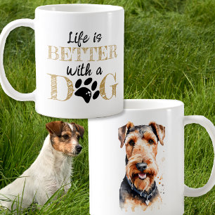 Livet är bättre med en hund Airedale terrier prese Kaffemugg