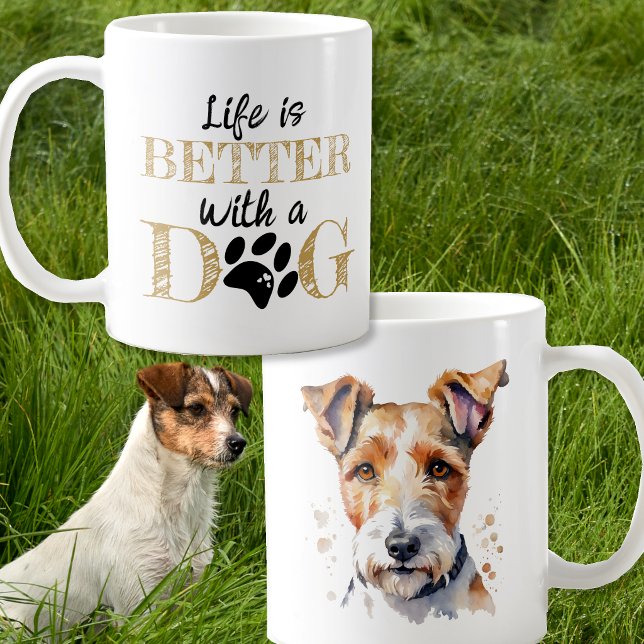 Livet är bättre med en hund foxterrier present kaffemugg (Skapare uppladdad)