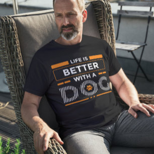 Livet är bättre med ett modernt grått och vitt hun t shirt