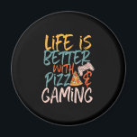 Livet är bättre med Pizza och en fungerande spelsp Magnet<br><div class="desc">Livet är bättre med Pizza och spel. Lustigt och humoristiskt utformat för spel, spel, kök och nerver. Denna coola och fantastisk är underbara för dem som kärlek spelar videospel och äter pizza. Perfekt att fira nationaldagen för videospel medan du äter pizza på soffan. Underbar julklapp och födelsedagspresent för familj och...</div>