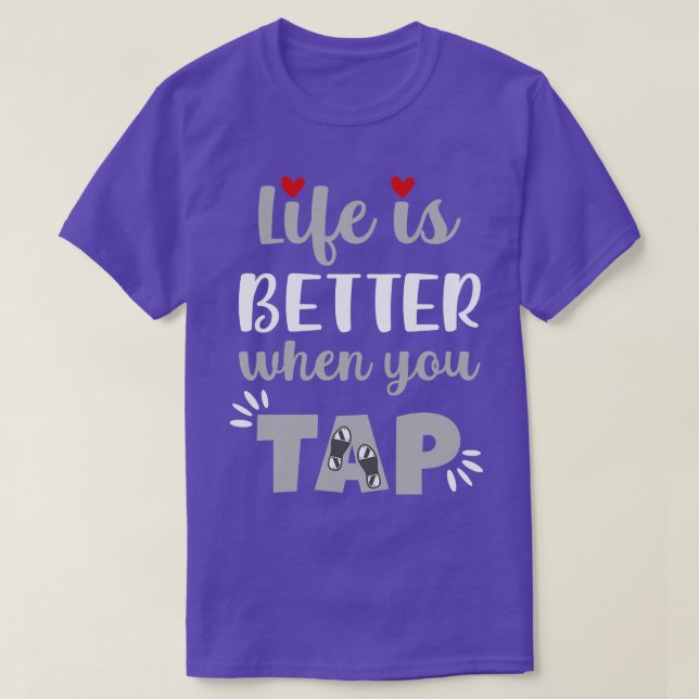 Livet är bättre när man knackar på t shirt (Design framsida)