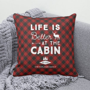Livet är bättre på Cabin-familjen Buffalo Play Kudde