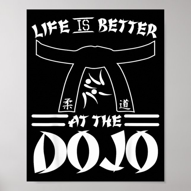 Livet Är Bättre På Dojon - Rolig Karate Poster (Framsidan)