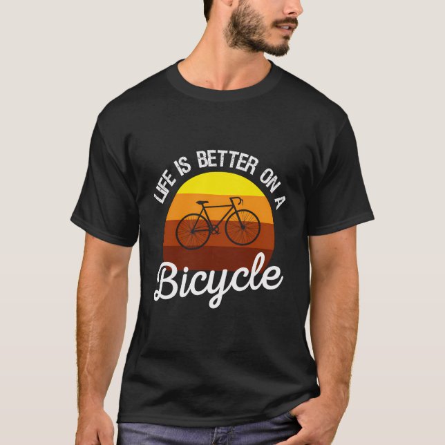 Livet är bättre på en cyklisk återloppscyklist. t shirt (Framsida)