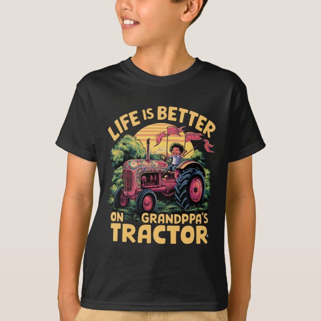 Livet Är Bättre På Farfars Traktor T Shirt (Framsida)