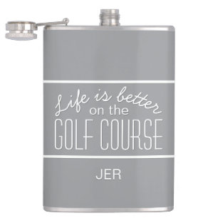 Livet är bättre på golfbanan Quote Monogram Grå Fickplunta