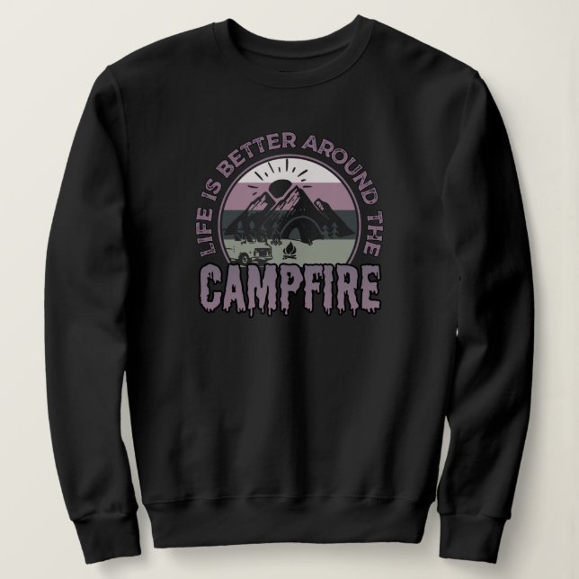 Livet är bättre runt Campfire Camping-presentation T Shirt (Design framsida)